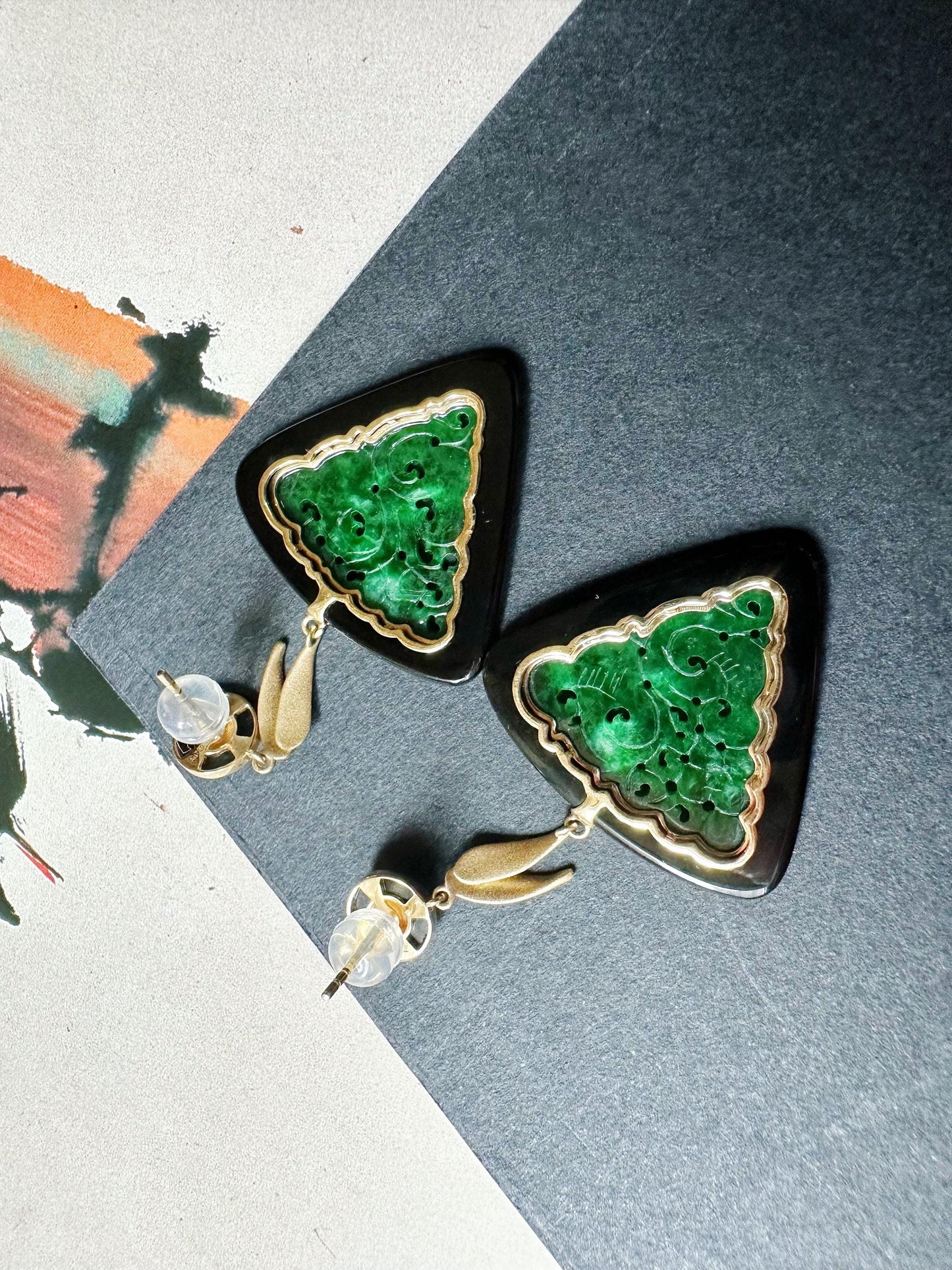 Natural Triangular Intense Green Jade Carved Earrings in Black Agate, 18K Gold & Diamond