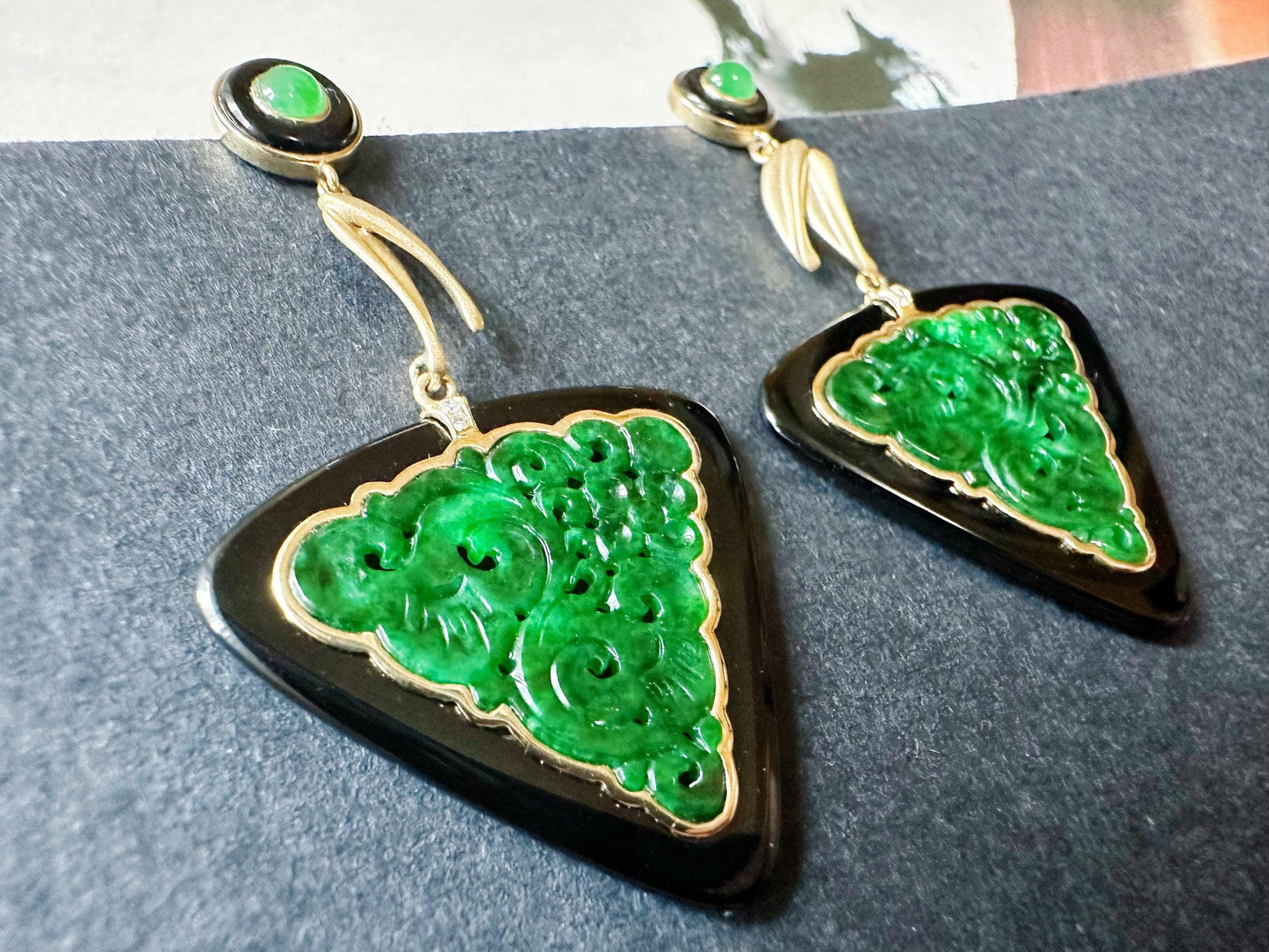 Natural Triangular Intense Green Jade Carved Earrings in Black Agate, 18K Gold & Diamond