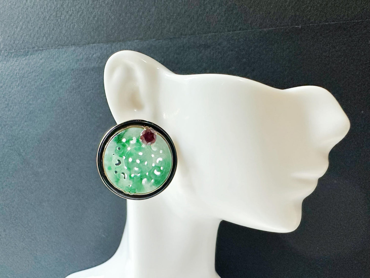 Natural Myanmar Green Jade Carved Earrings in 18K Gold and Black Agate & Pearl