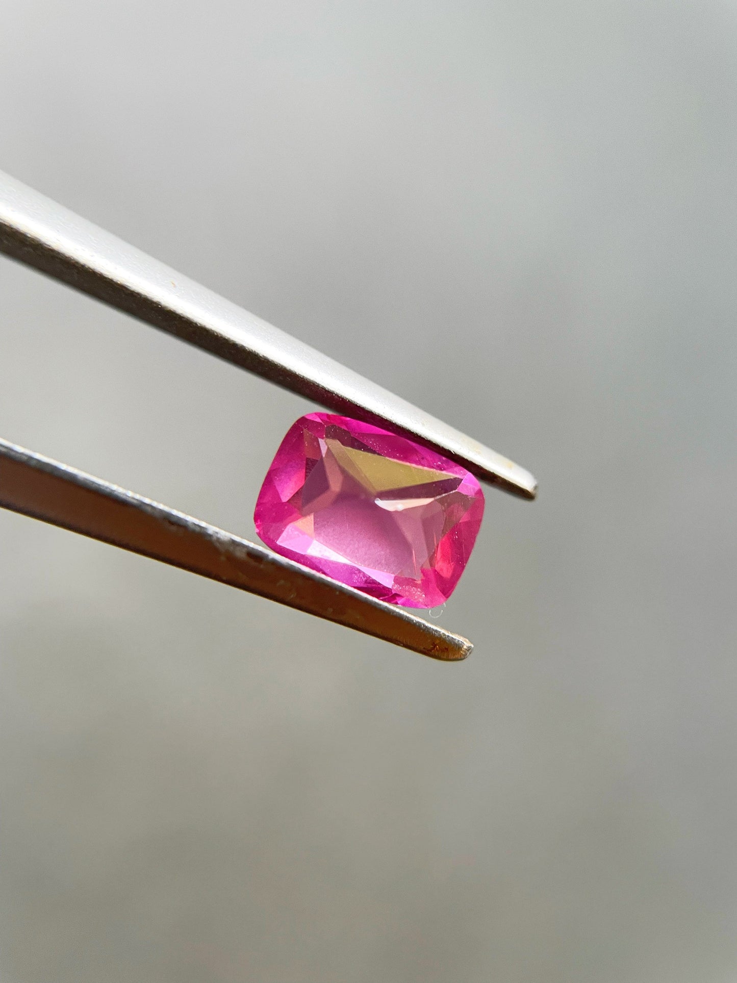 Certified Natural Sri Lanka Unheated Vivid Pink Sapphire