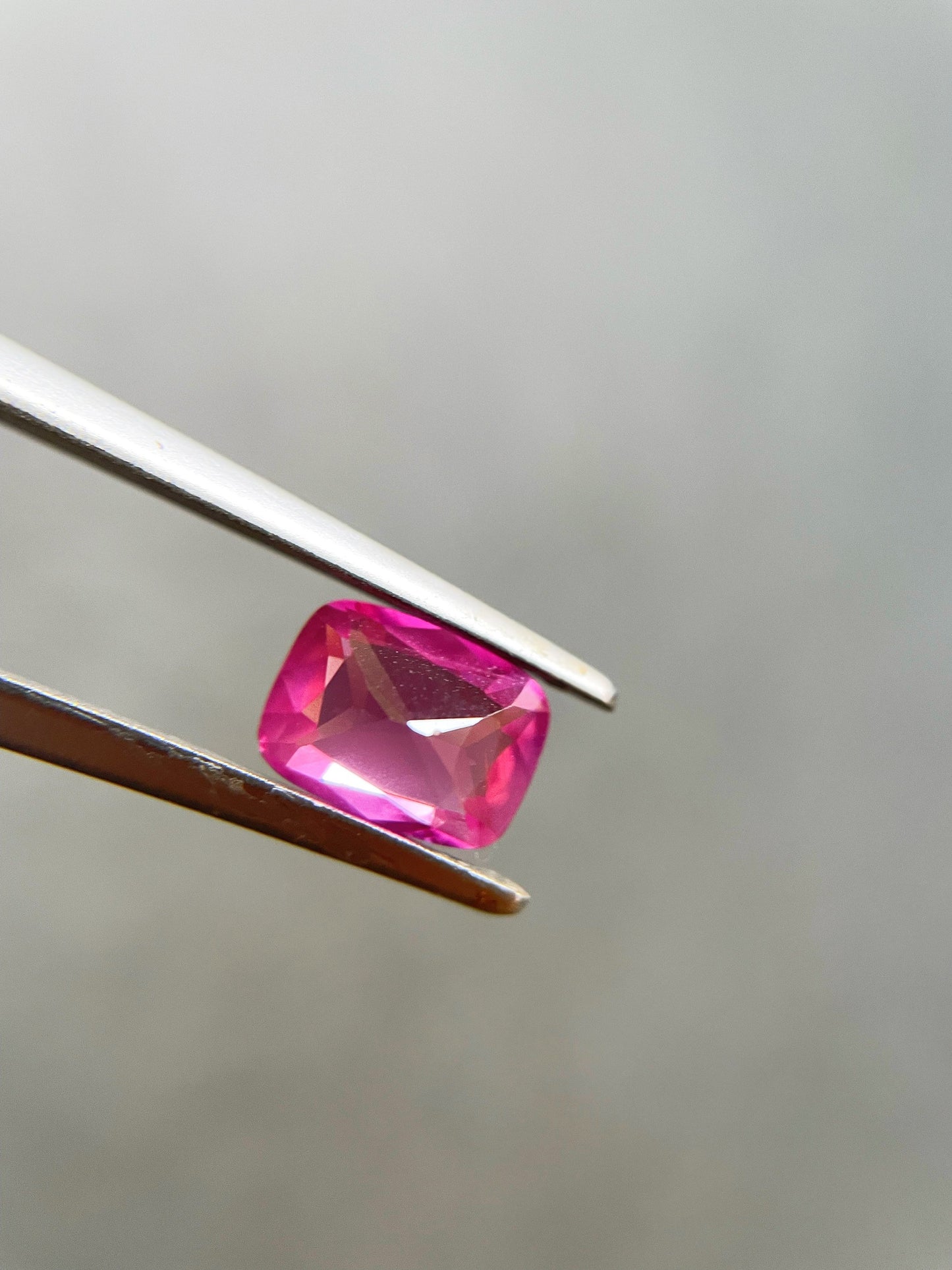 Certified Natural Sri Lanka Unheated Vivid Pink Sapphire