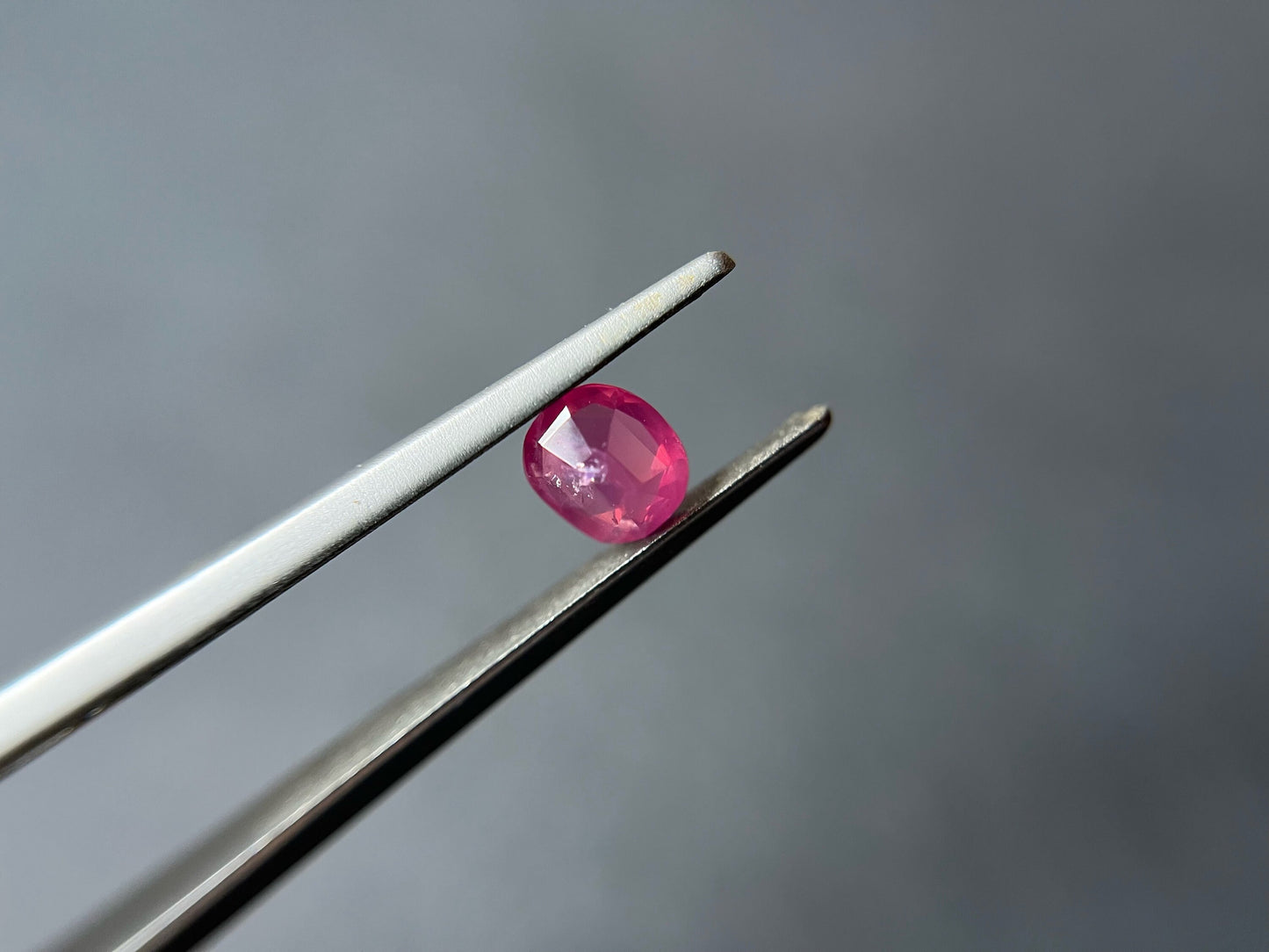 0.61 Ct - Certified Natural Tanzania Velvelty Orangy Pink Oval Eye Clean Mahenge Spinel, Orange Pink Fire Spinel, Jewellery Making