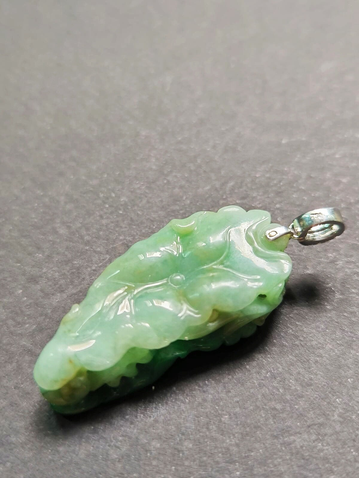 Natural Myanmar Imperial Green Lotus Leaf Jade Pendant, set with 18K White Gold and Diamond