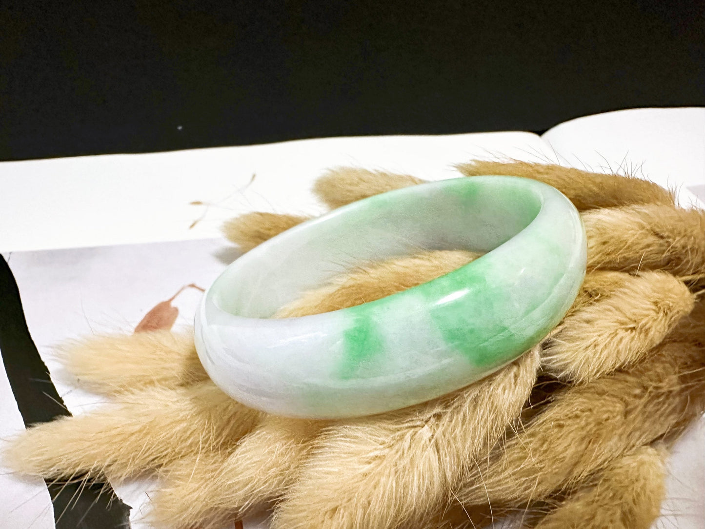Natural Type A Myanmar Vivid Apple Green Oval Shape Jade Bangle