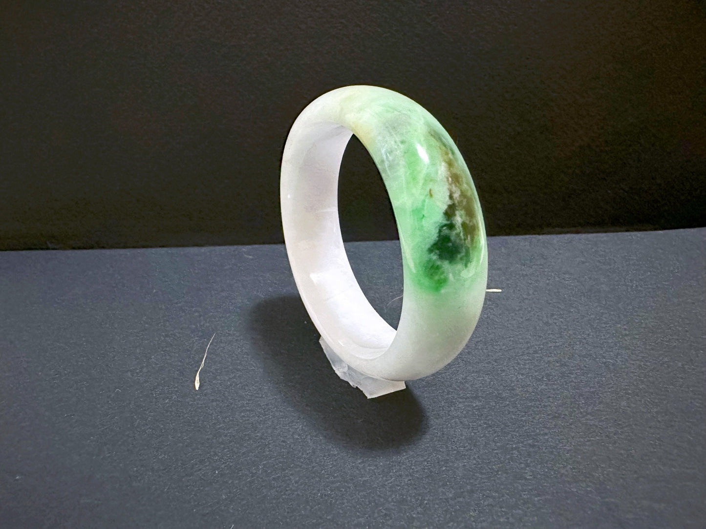 Natural Myanmar Vivid Apple Green Tricolor Oval Shape Jade Bangle