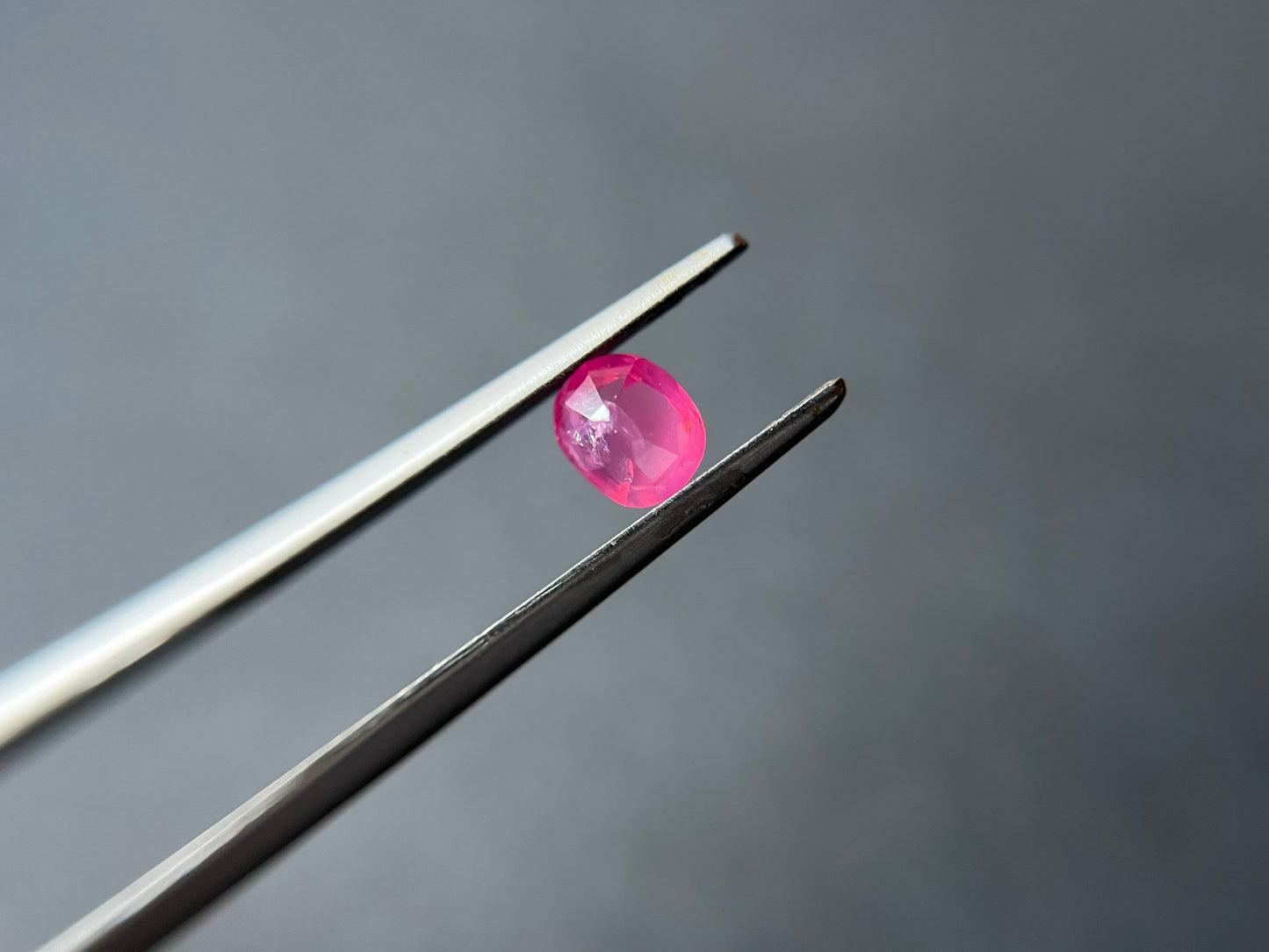 0.61 Ct - Certified Natural Tanzania Velvelty Orangy Pink Oval Eye Clean Mahenge Spinel, Orange Pink Fire Spinel, Jewellery Making