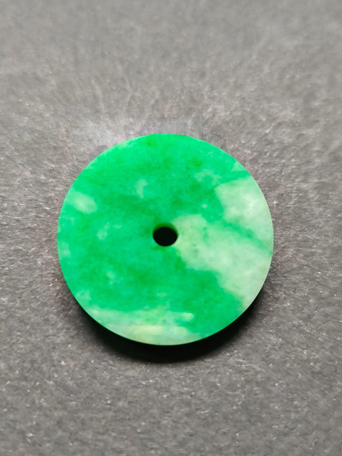 Imperial Green Halo Donut Jade