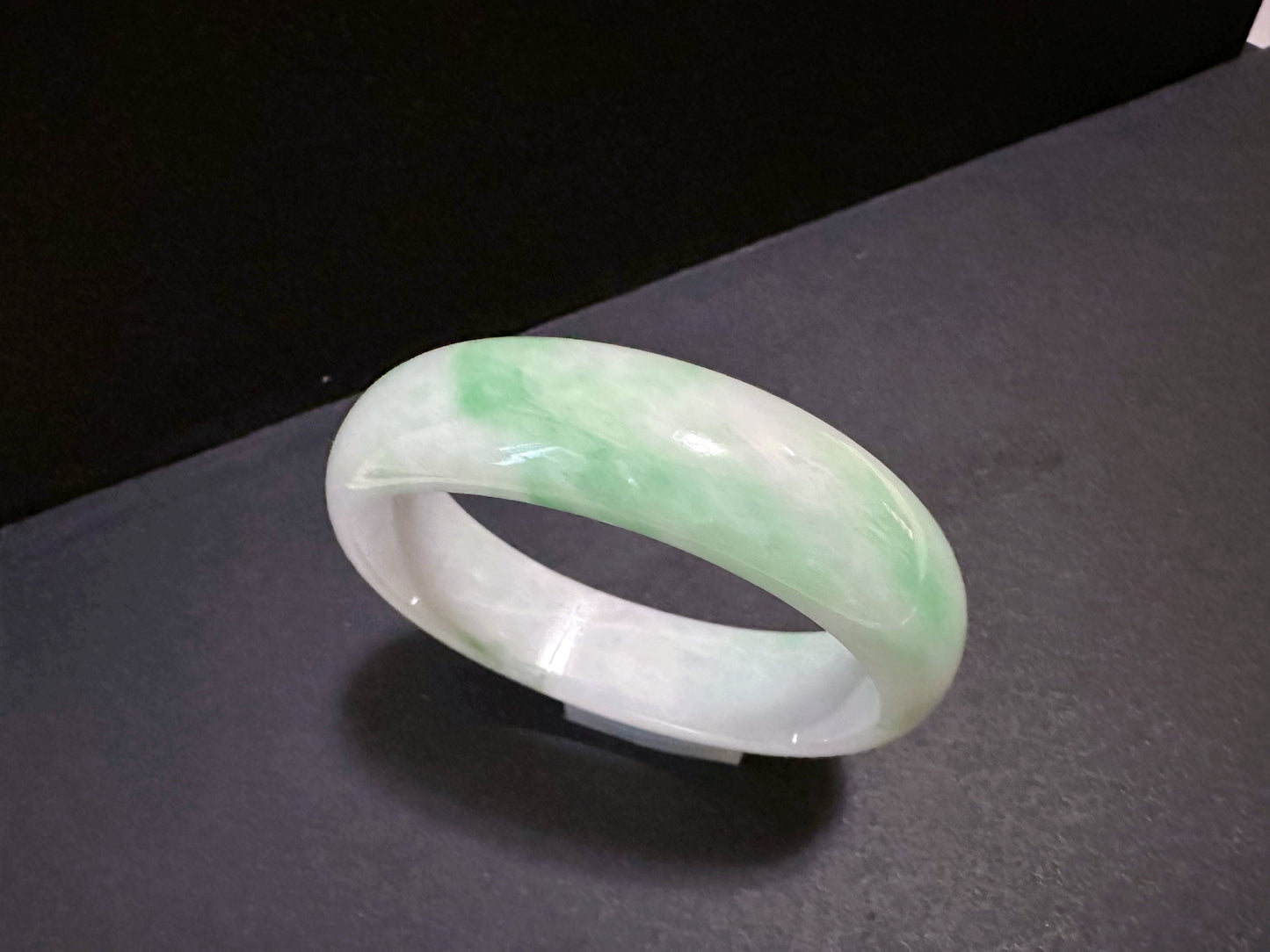 Natural Type A Myanmar Vivid Apple Green Oval Shape Jade Bangle