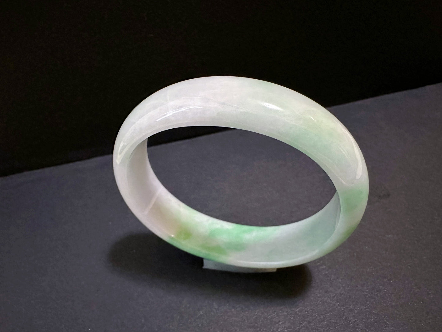 Natural Type A Myanmar Vivid Apple Green Oval Shape Jade Bangle