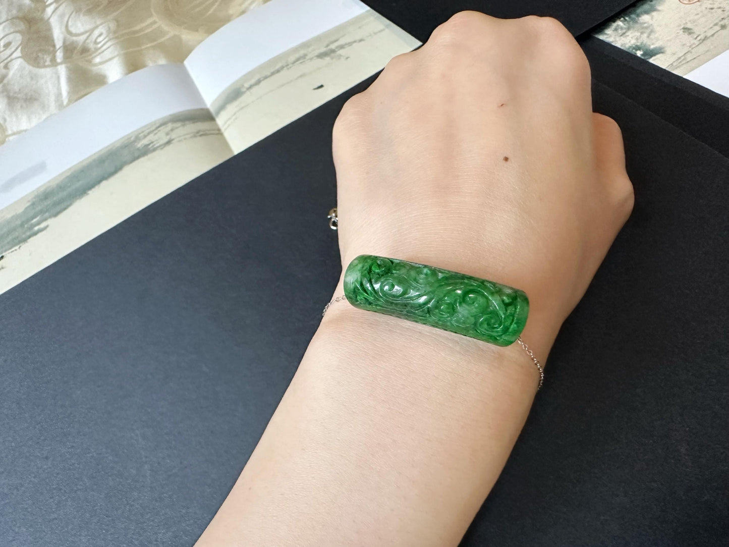 Type A Natural Myanmar Vivid Green Hand Carved Cloud Pattern Jade U-shaped Tube Loose Stone, Two Way Green Jade Pendant, Jade Bracelet Charm