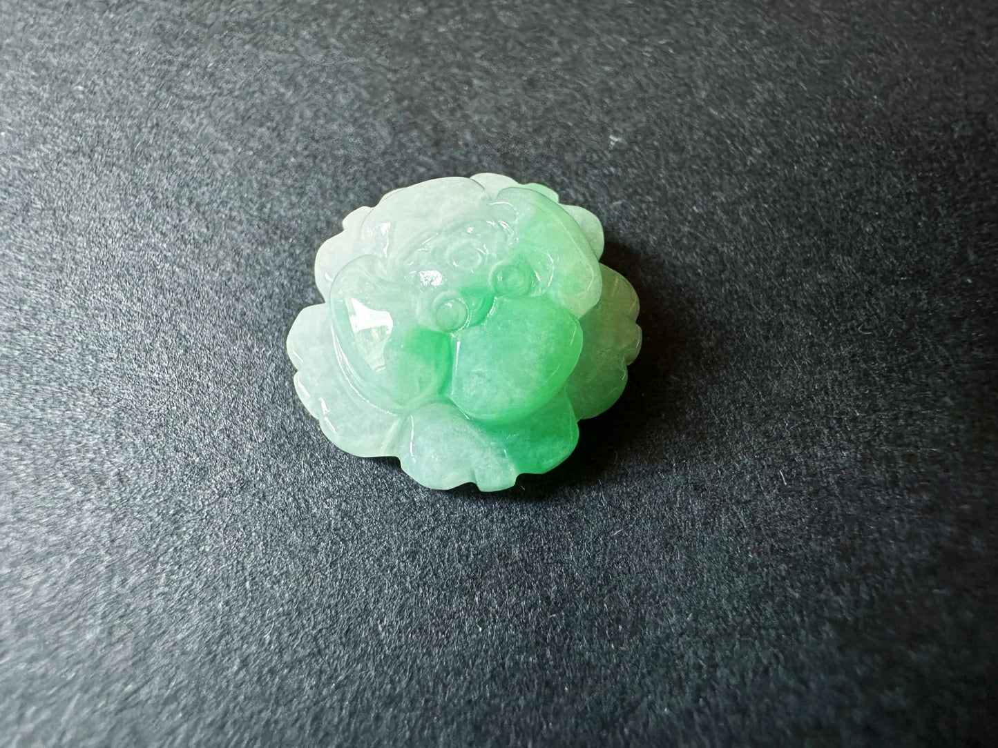 Natural Myanmar Carved Camelia Flower Vivid Green Jade Loose Stone
