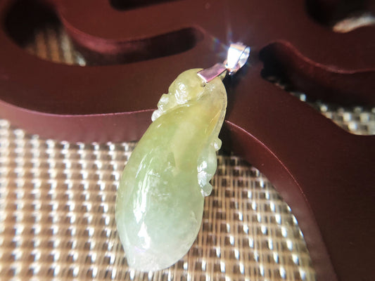 Pendentif Gourde Jadéite Jaune Glacé