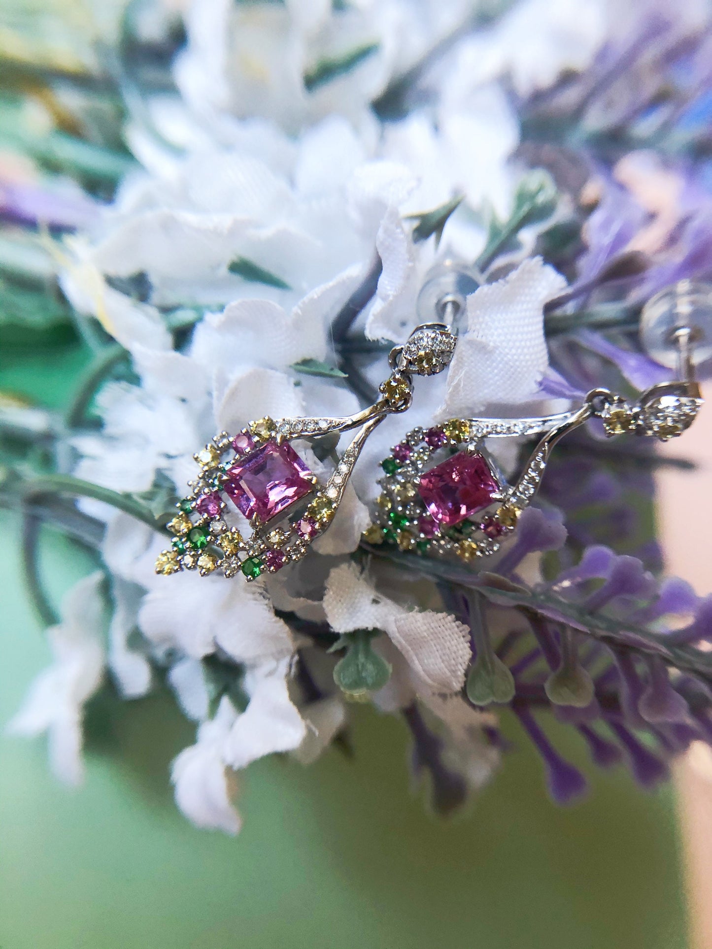1.08 Ct Certified Padparadscha Sapphire set with Diamond, Tsavorite in 18K White Gold Earrings