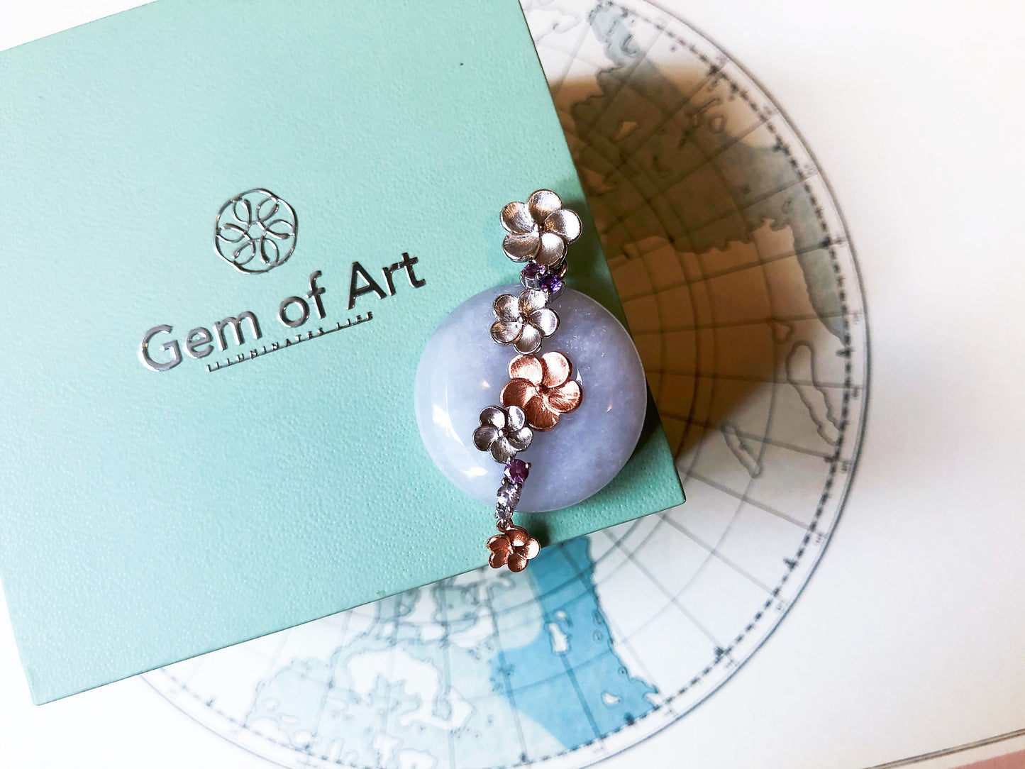 Lavender Jadeite Donut Pendant in 14K Bicolor Gold - Floral Design