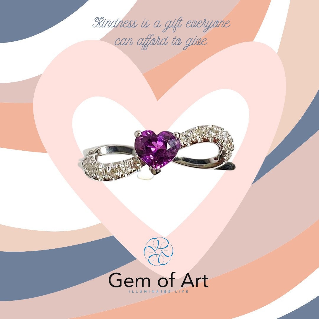 18K White Gold Myanmar Purple Sapphire Diamond Ring