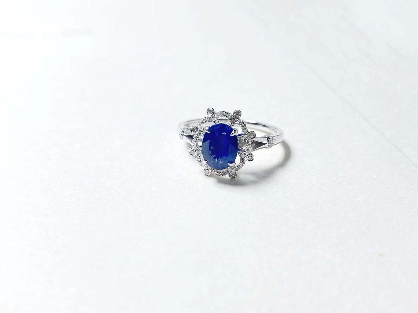 Certified Natural Sri Lanka Blue Sapphire Diamond 18k White Gold Ring