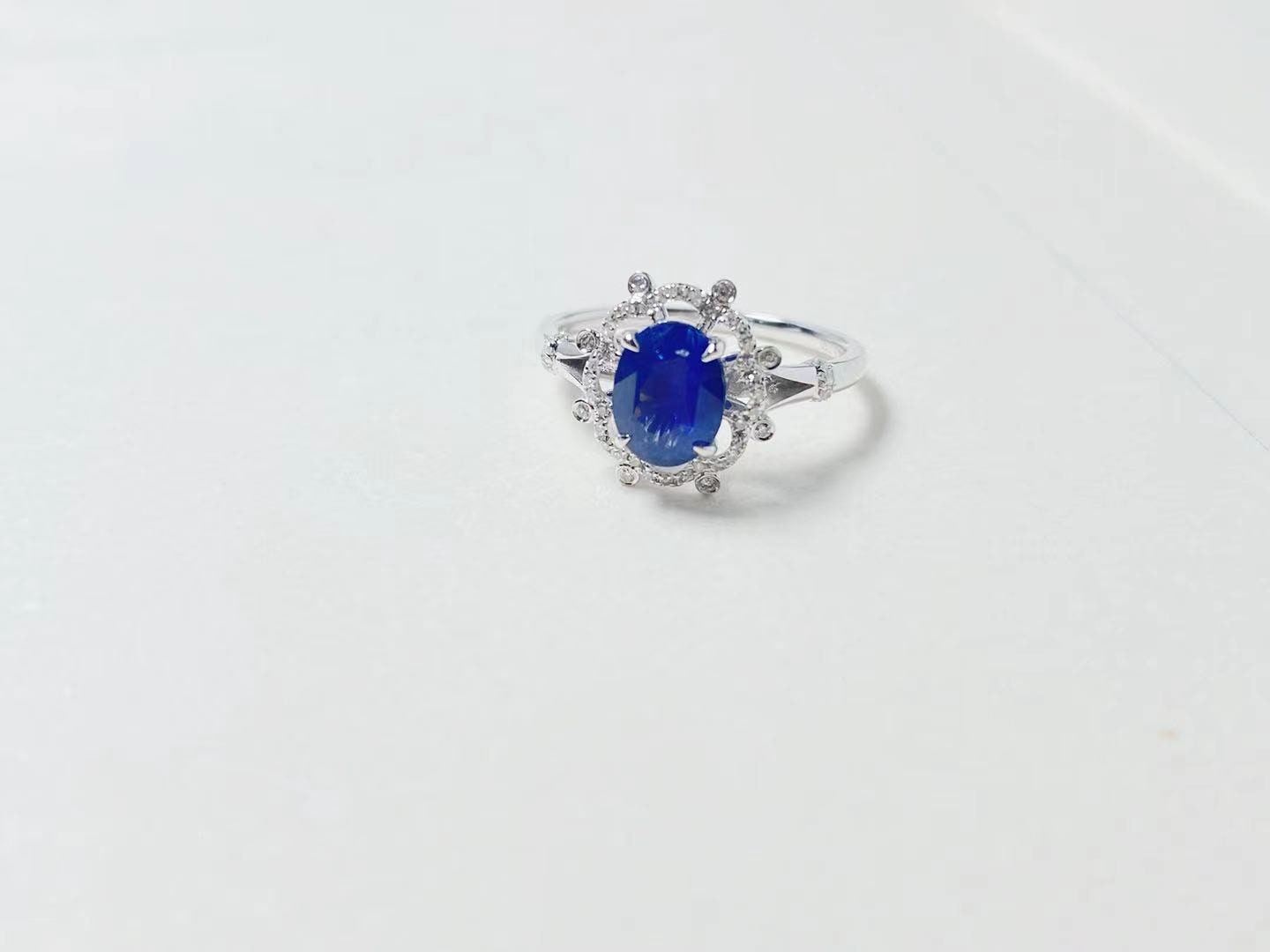 Certified Natural Sri Lanka Blue Sapphire Diamond 18k White Gold Ring