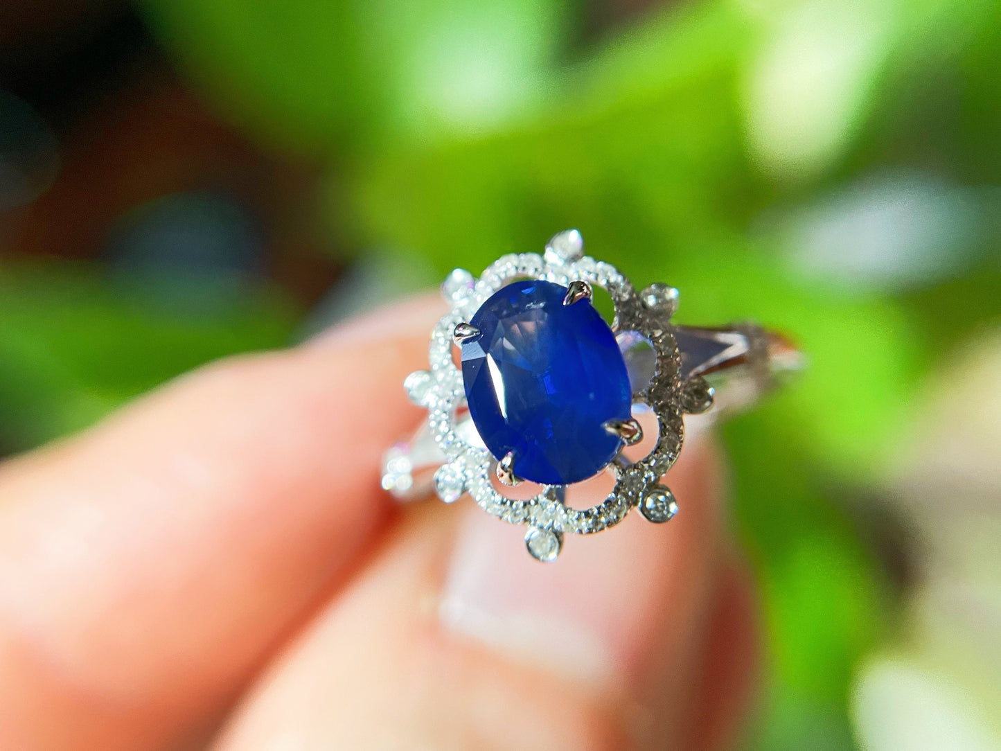 Certified Natural Sri Lanka Blue Sapphire Diamond 18k White Gold Ring