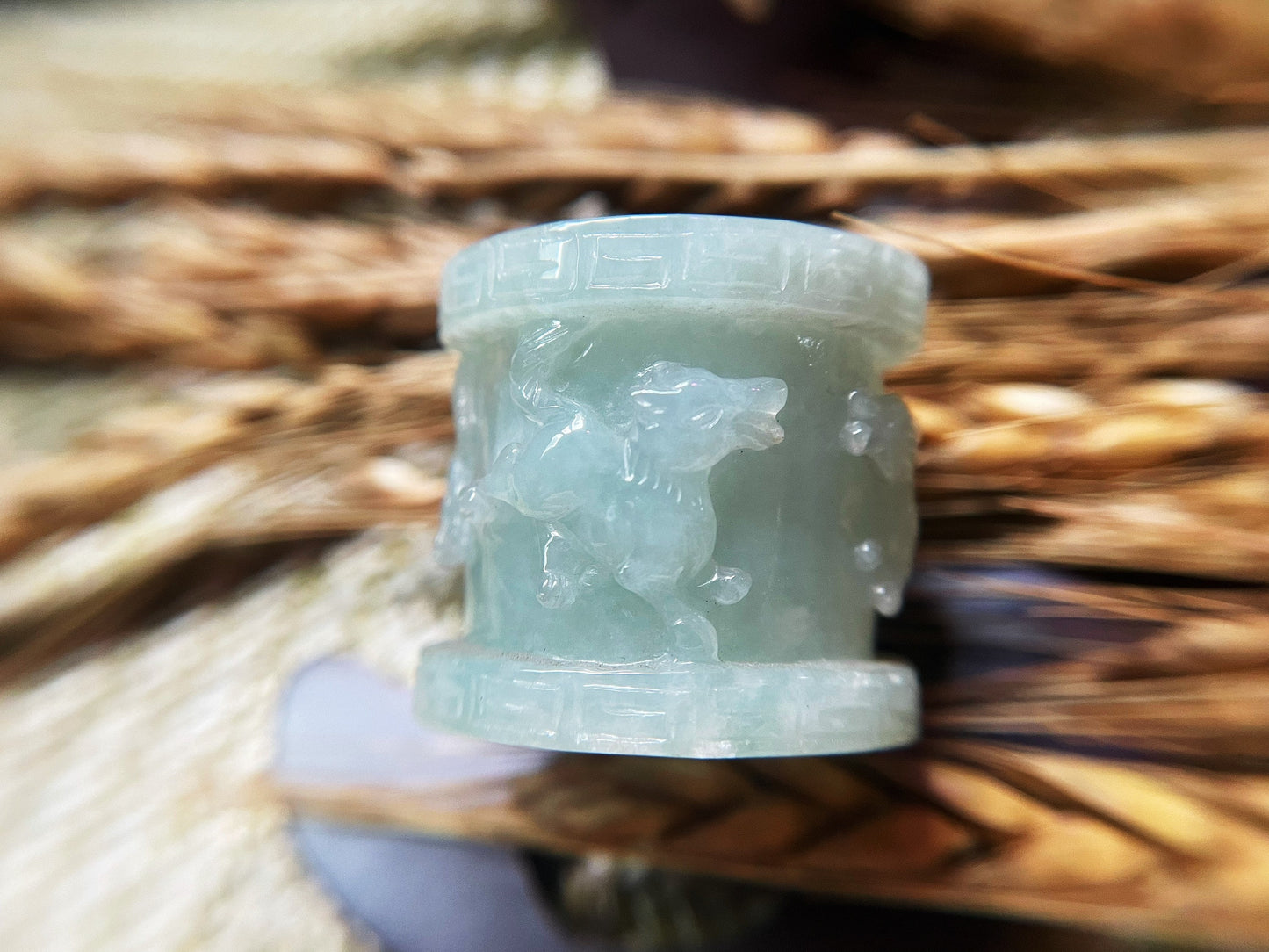 Jadeite Thumb Ring Statue - Chinese Zodiac Dog Symbolism
