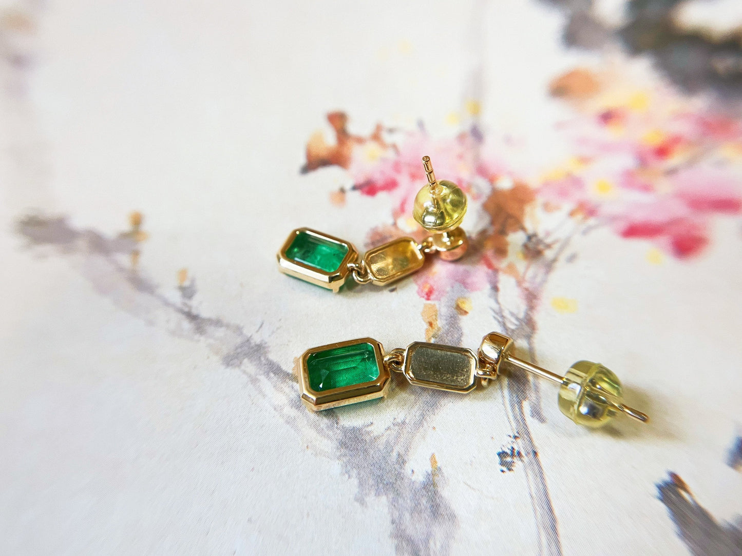 18k Yellow Gold Emerald and Diamond Drop Earrings