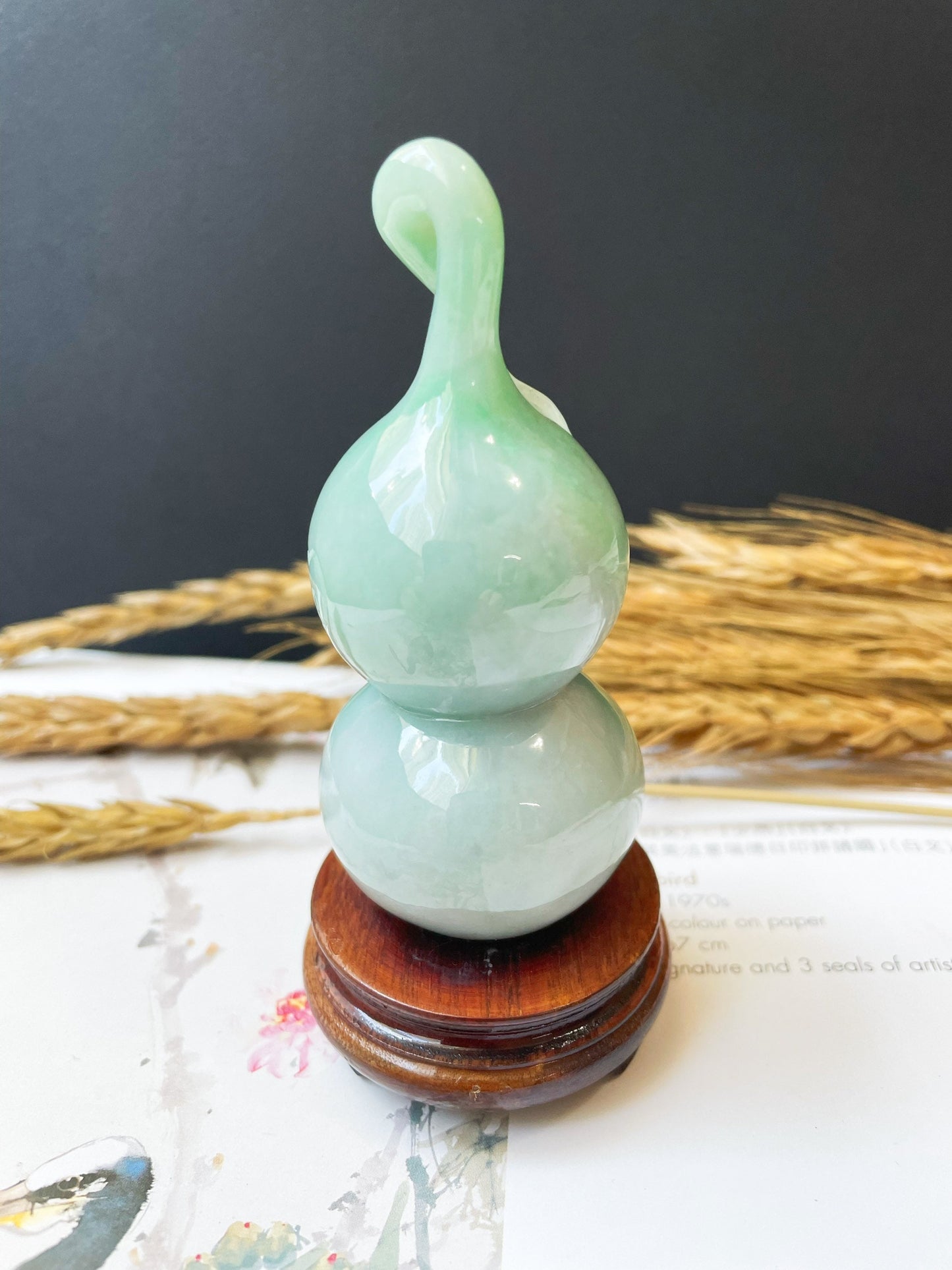 Apple Green Calabash Hulu Jadeite Feng Shui Sculpture