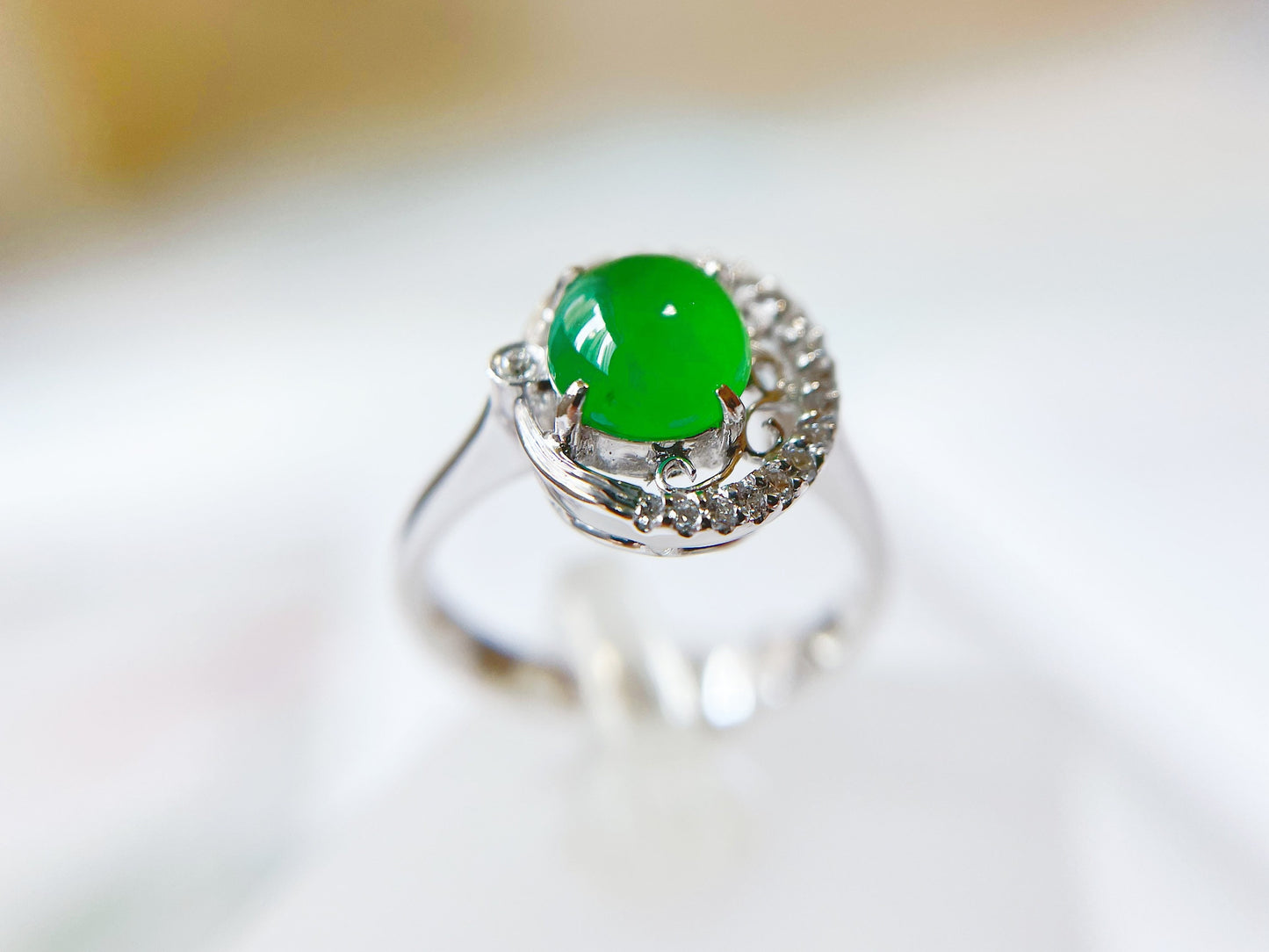 Imperial Green Jadeite Jade Cabochon Diamond 18K White Gold Ring