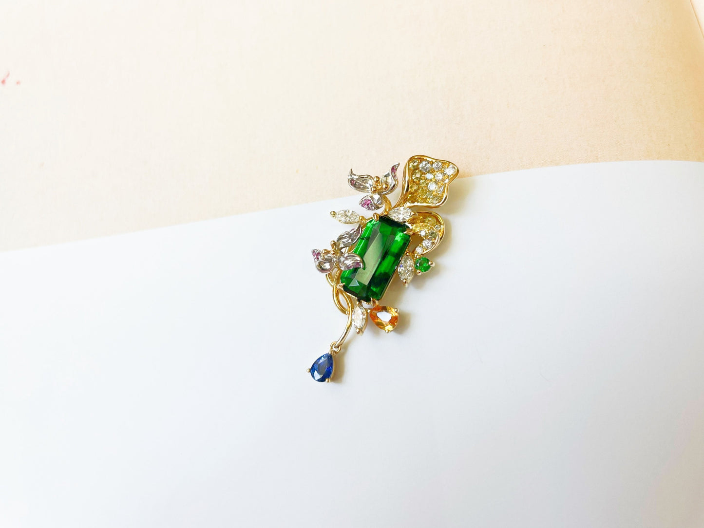 Green Tsavorite Floral Pendant - Natural Gemstones 14K Yellow Gold