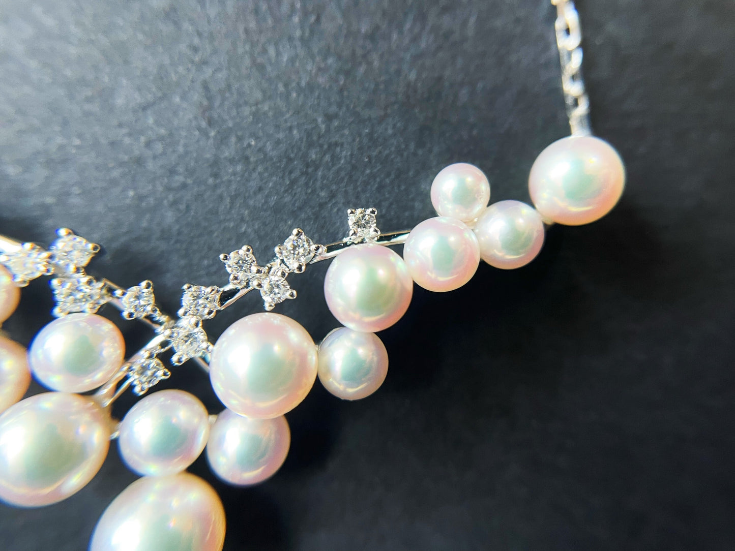 Japanese Akoya Pearl Necklace - 18K Gold Diamond Mirror Lustre