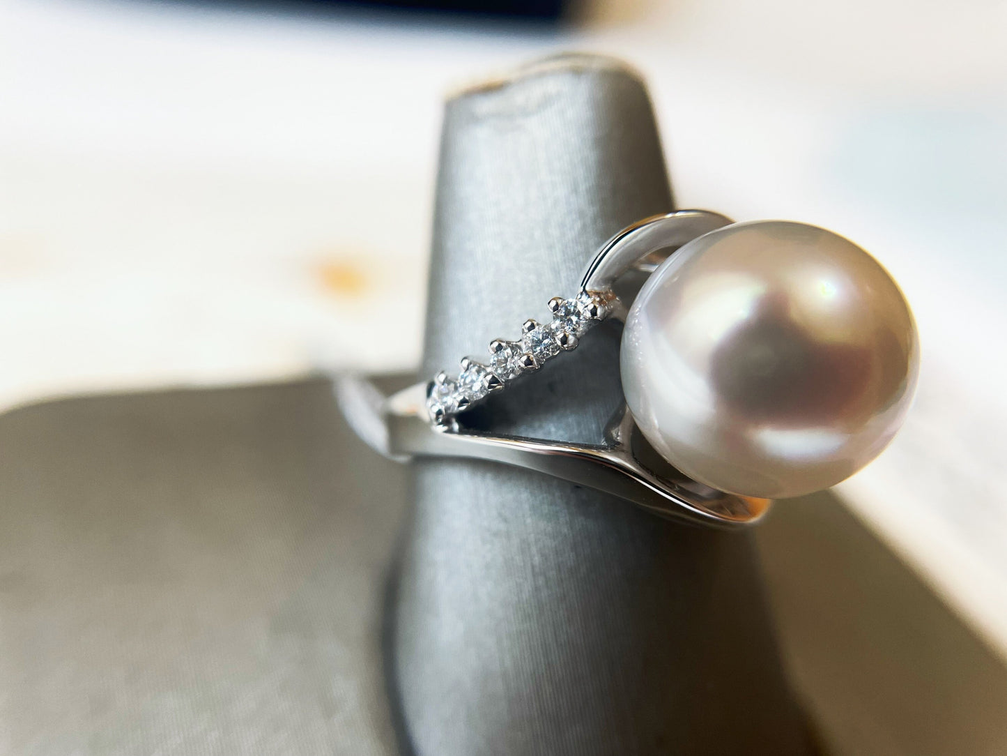 18K White Gold Diamond South Sea Pearl Ring