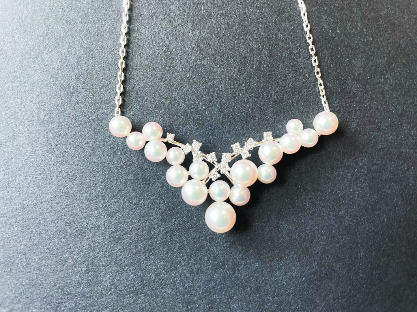 Japanese Akoya Pearl Necklace - 18K Gold Diamond Mirror Lustre