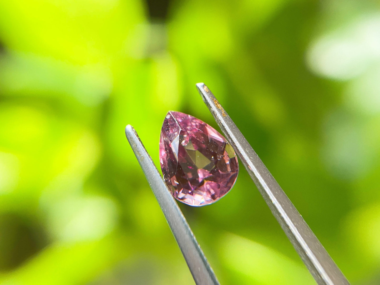 Natural Myanmar Purplish Red Tear Drop Spinel Gemstone