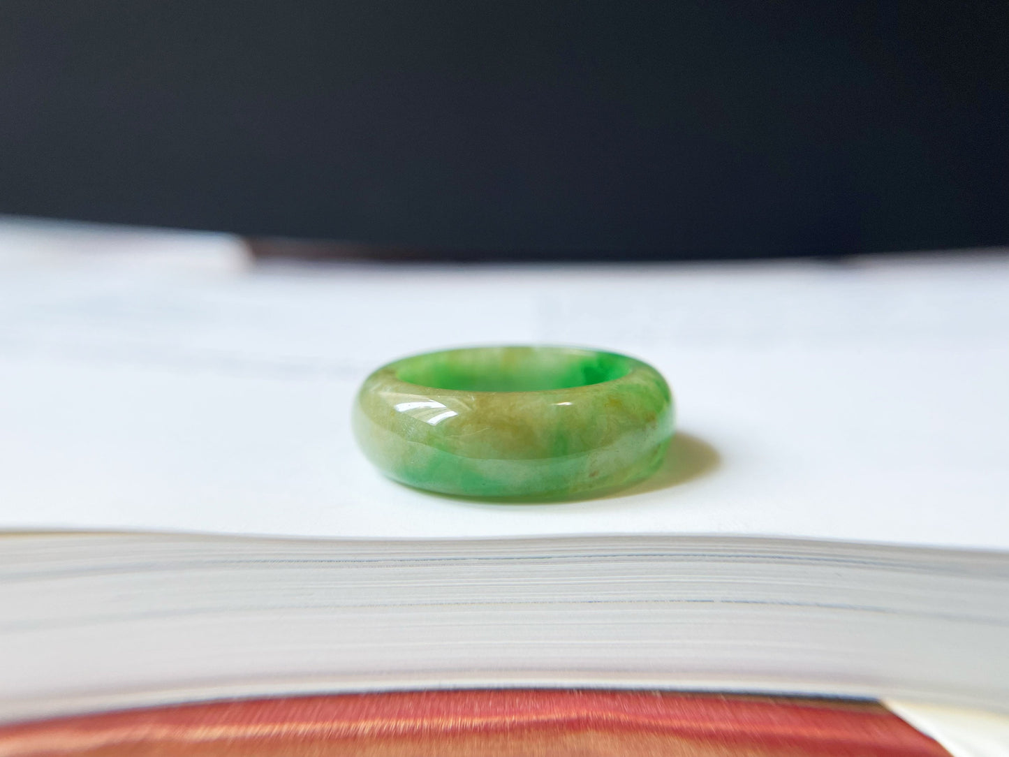 Minimalist Bi-color Vivid Green Jadeite Jade Ring Band - 18.1mm
