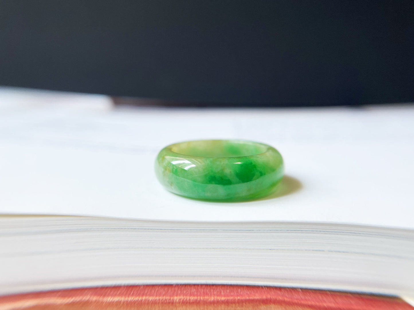 Minimalist Bi-color Vivid Green Jadeite Jade Ring Band - 18.1mm