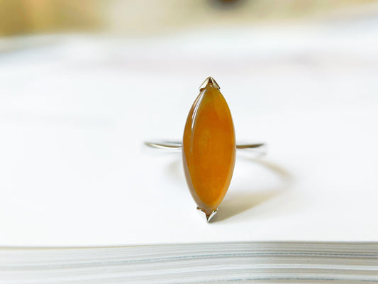 Bague en jadéite marquise jaune miel glacé - Or blanc 18 carats