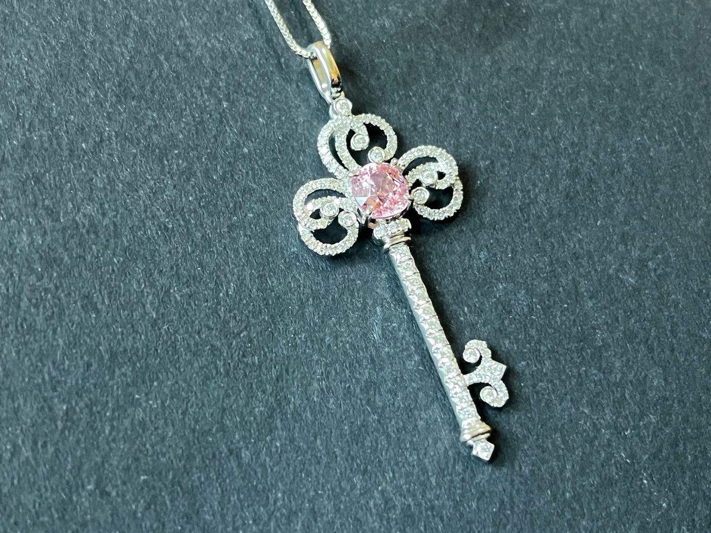 18K White Gold Certified Padparadscha Sapphire Diamond Key Pendant
