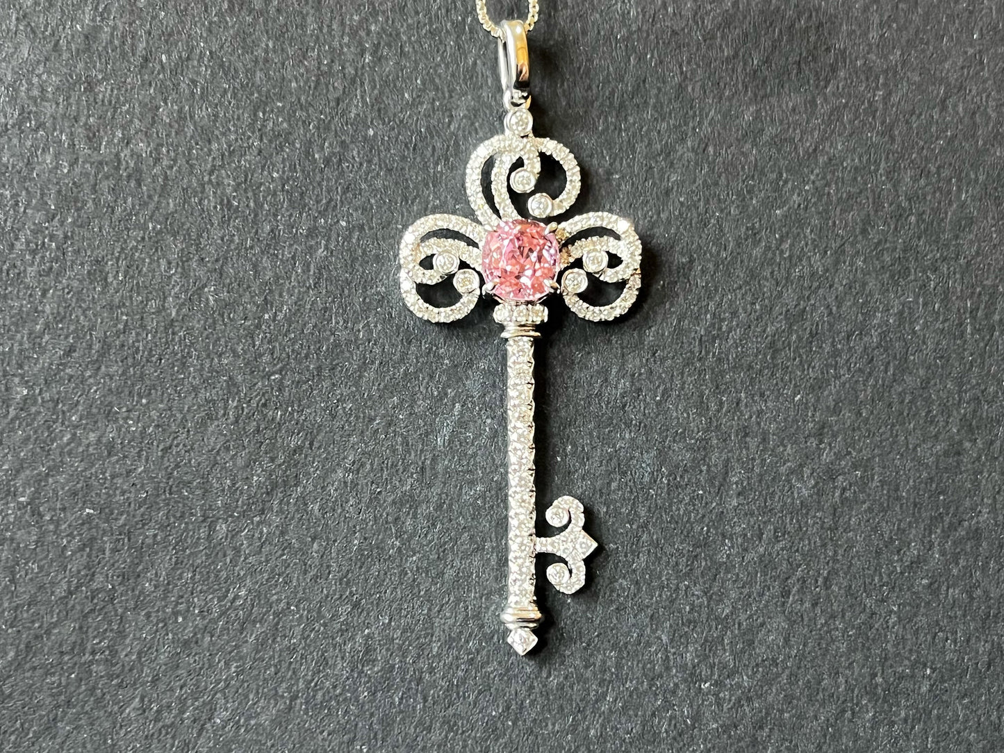 18K White Gold Certified Padparadscha Sapphire Diamond Key Pendant