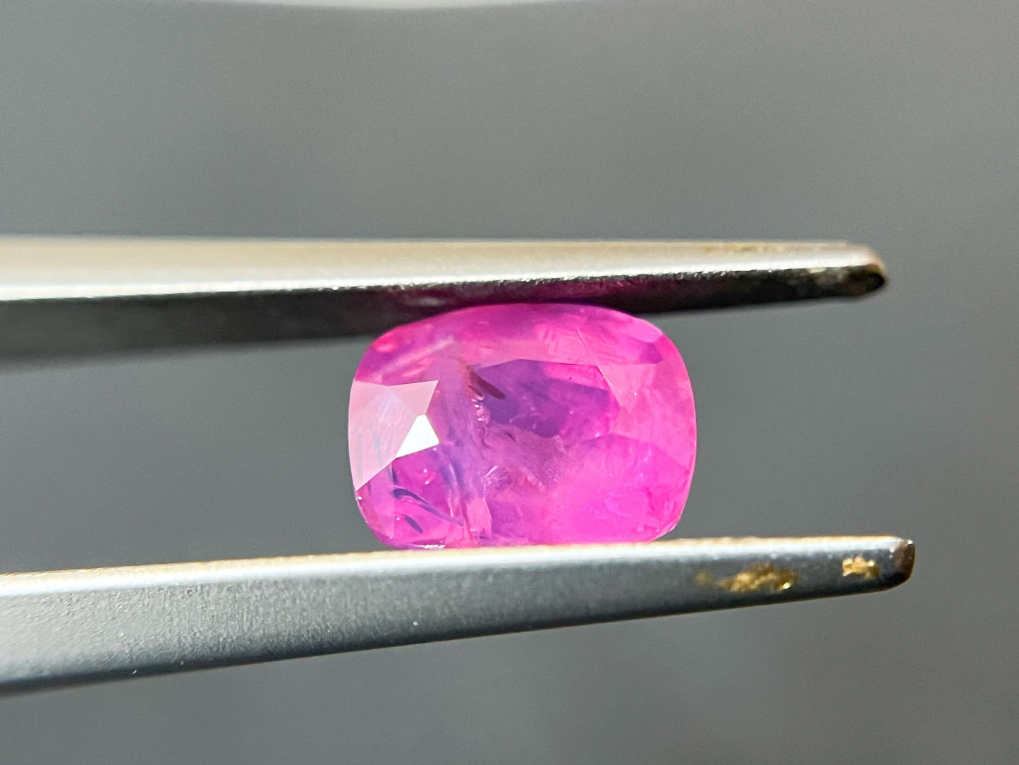 Certified Natural Vivid Pink Sapphire - Stunning Pink Gemstone