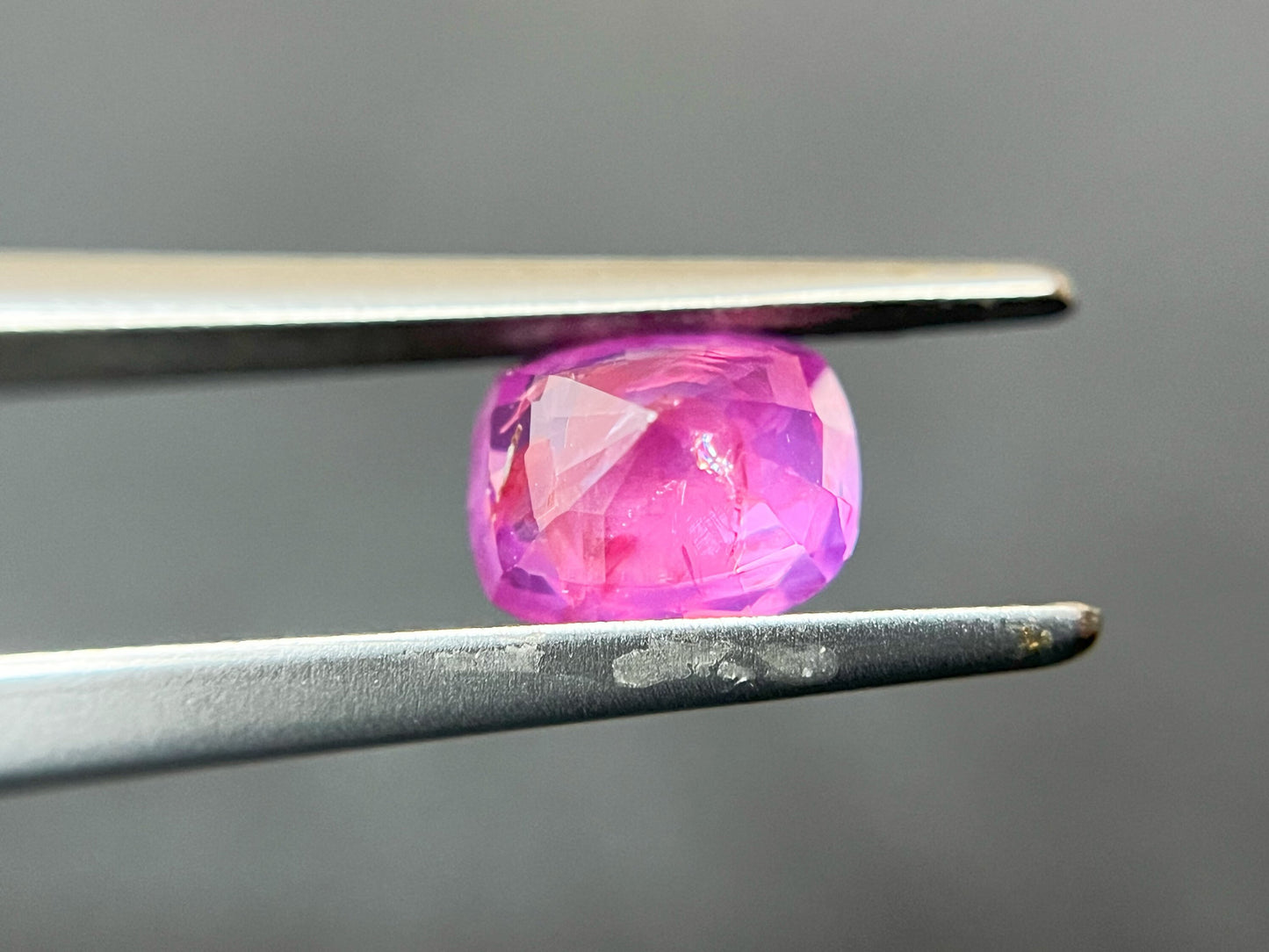 Certified Natural Vivid Pink Sapphire - Stunning Pink Gemstone