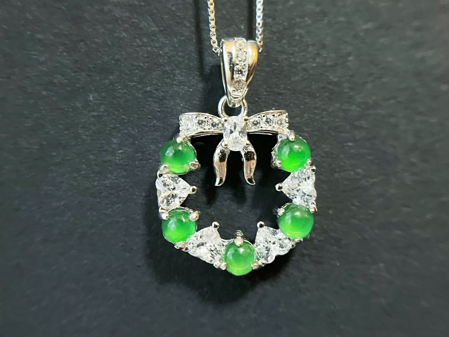Natural Myanmar Imperial Green Jade Wreath Pendant in 925 Sterling Silver Necklace