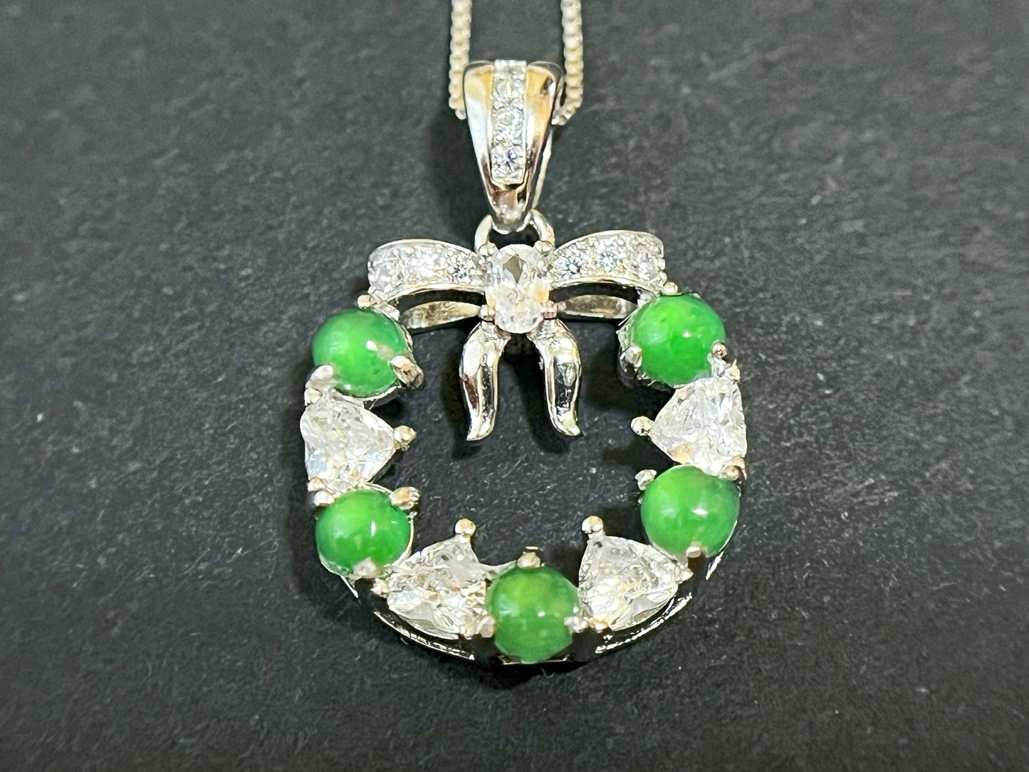 Natural Myanmar Imperial Green Jade Wreath Pendant in 925 Sterling Silver Necklace