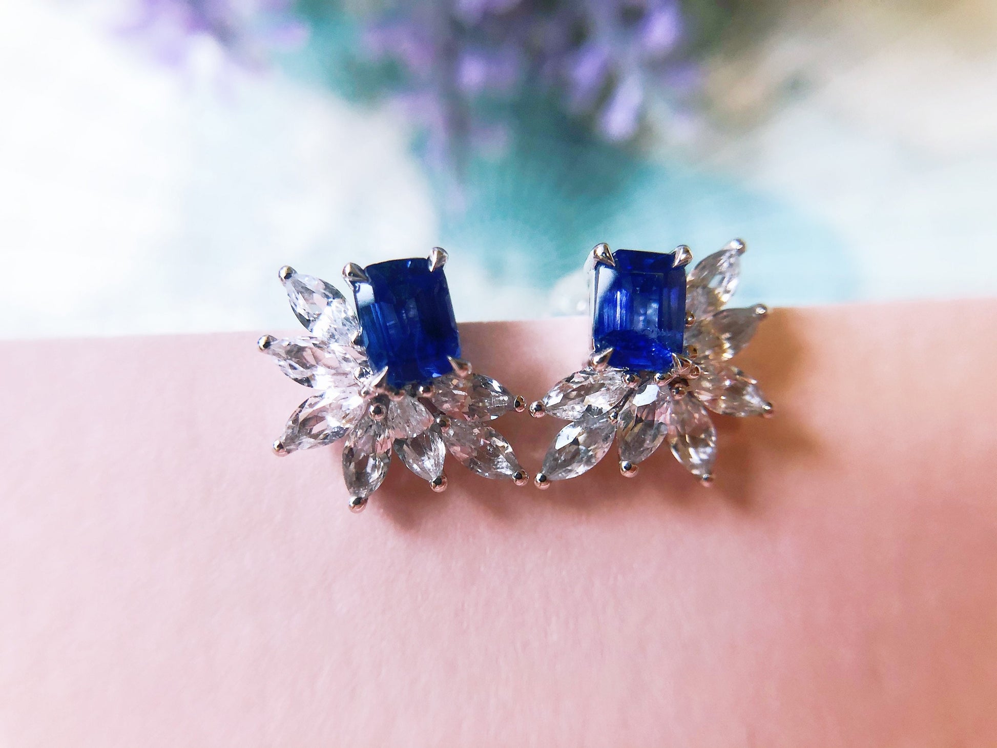 1.08 Ct Certified Royal Blue Sapphire set with White Sapphire and 18K White Gold Earrings