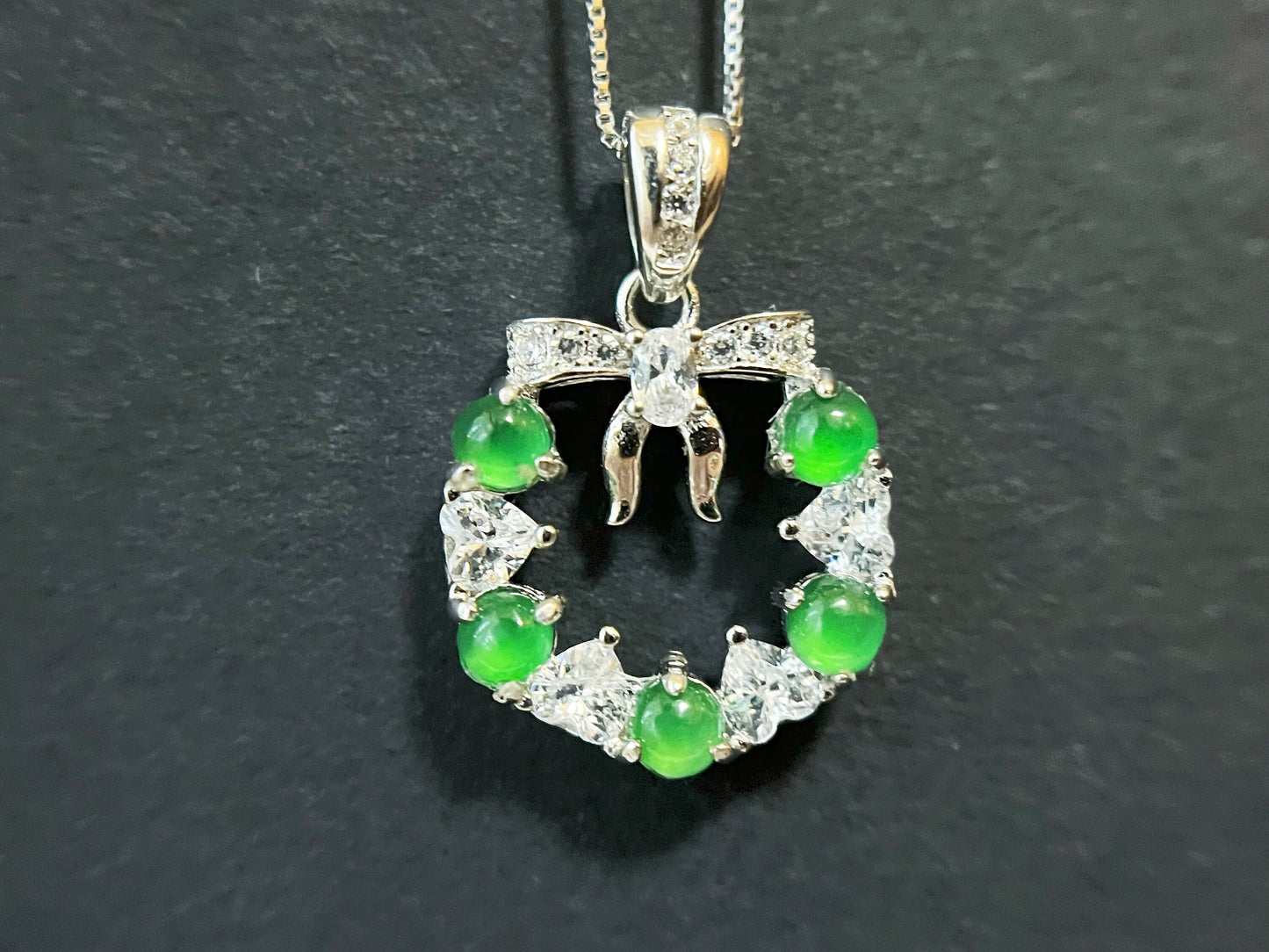 Natural Myanmar Imperial Green Jade Wreath Pendant in 925 Sterling Silver Necklace