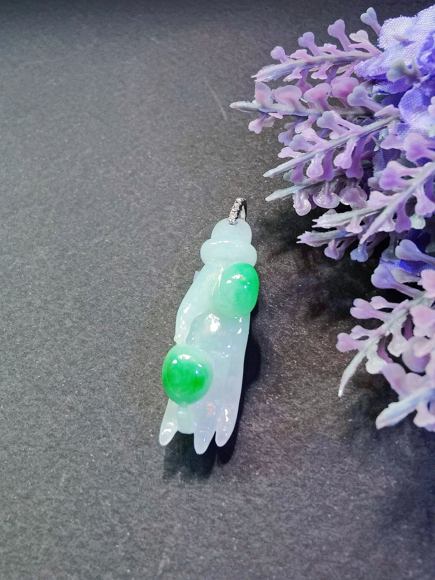 Buddha Hand Jadeite Jade Pendant, Jade Buddha Hand, 掌上明珠, Jadeite Jade Pendant, Hand Carved, Type A Jade Certified, Untreated Burma Jadeite