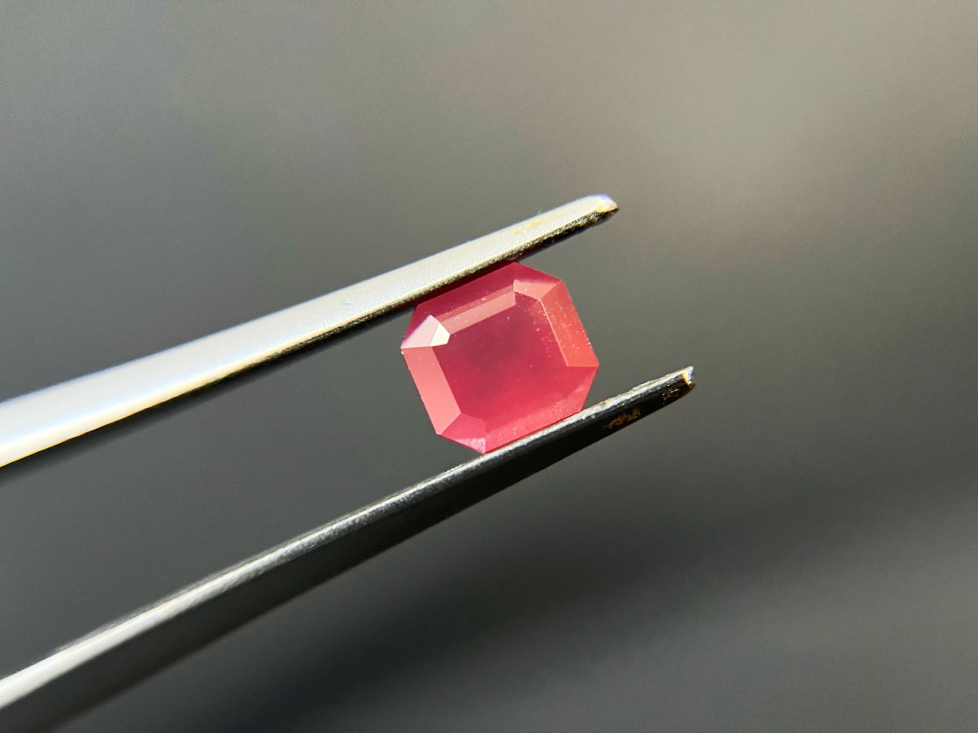 Natural Neon Orangey Pink Mahenge Spinel, Loose Gemstone for Jewelry Making 1.08 Ct