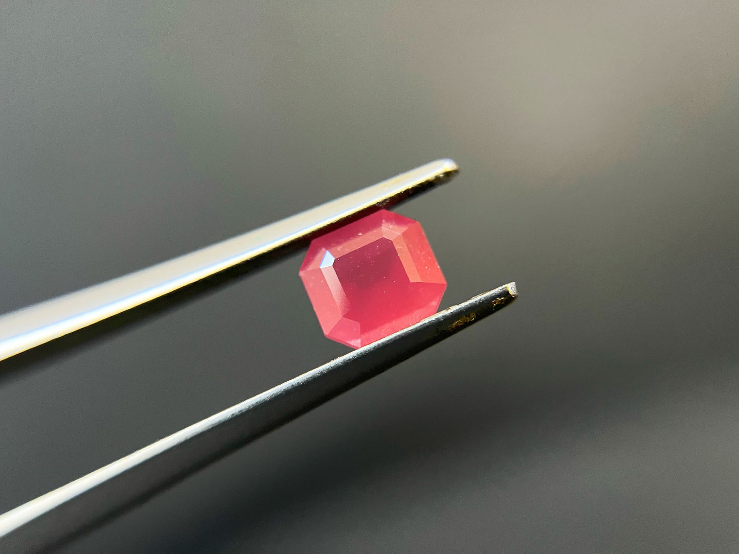 Natural Neon Orangey Pink Mahenge Spinel, Loose Gemstone for Jewelry Making 1.08 Ct