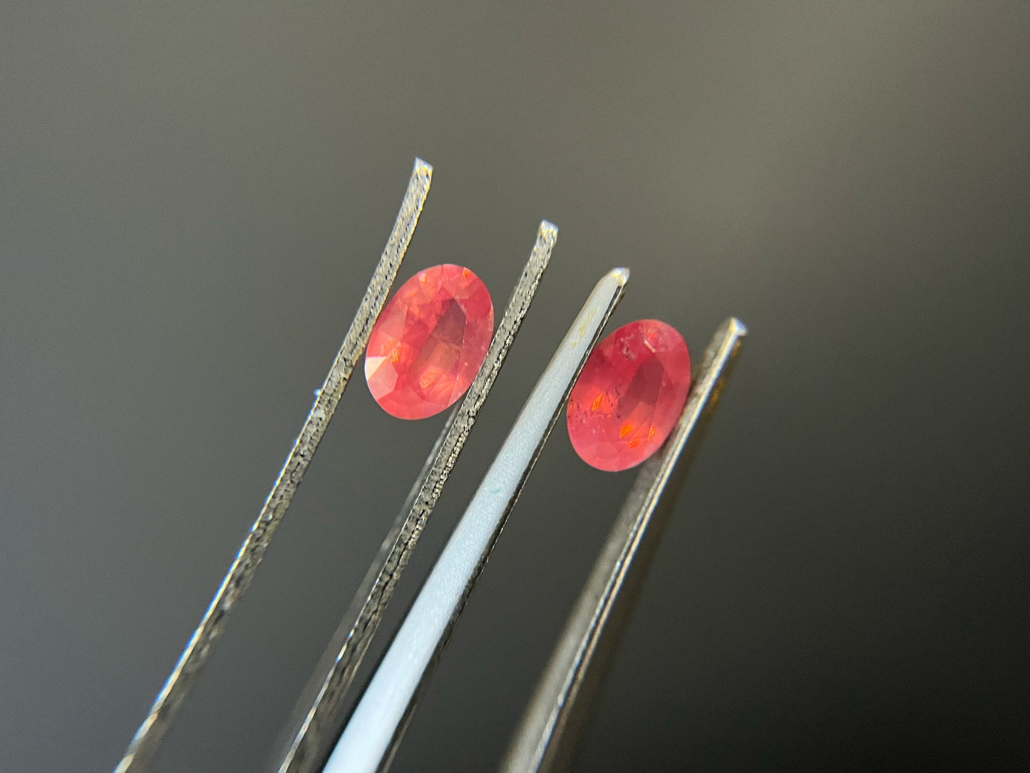 Natural Mahenge Spinel Pair Gemstones for Earrings, jewelry making