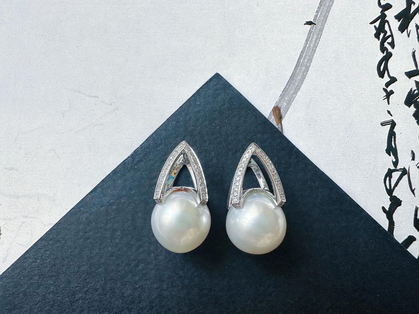 Natural Australian South Sea Pearl Earrings 18k White Gold, 11.9mm Round White Pearl Drop Earrings with Diamonds, Luxury Fine Jewelry Gift