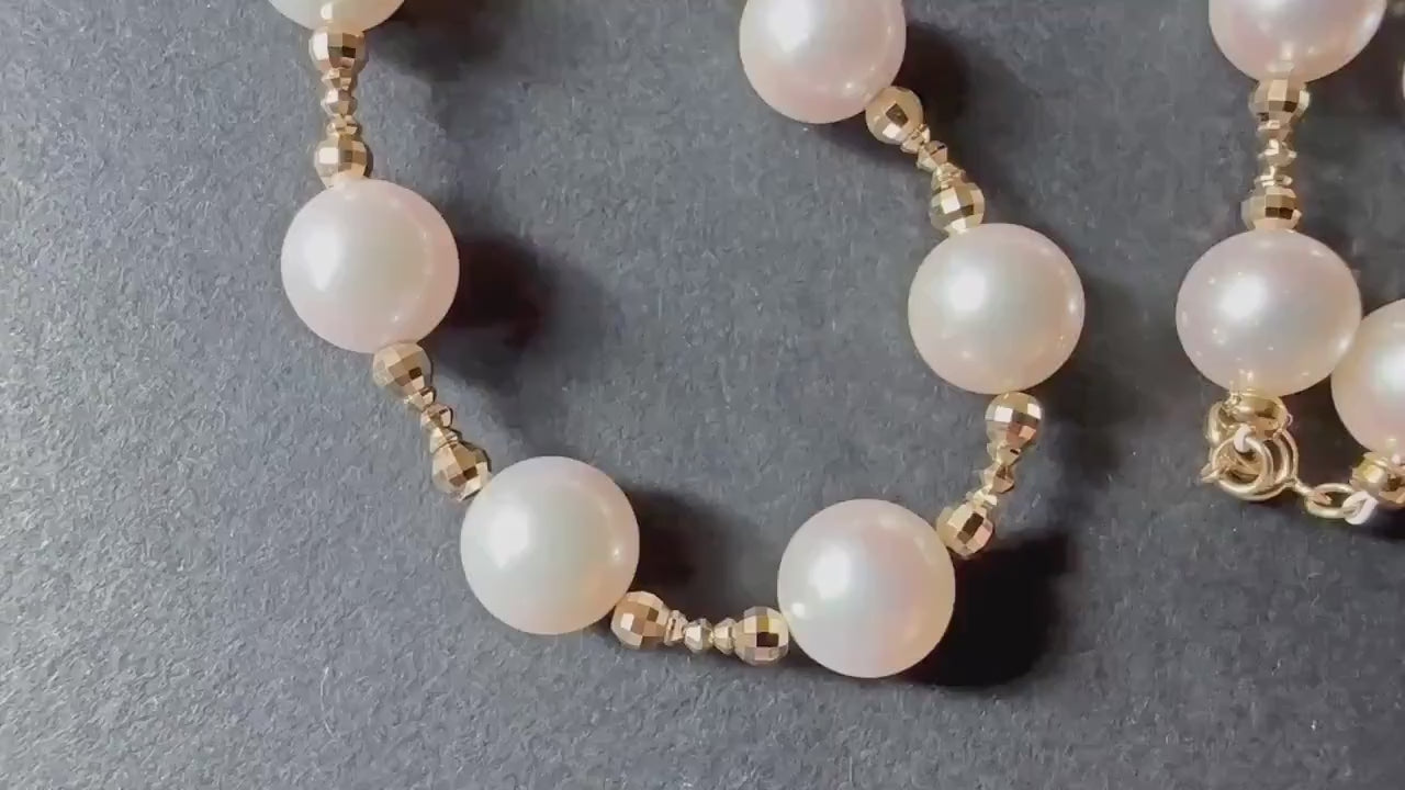 Natural Japan Akoya Pearl Necklace with 18K Gold Beads