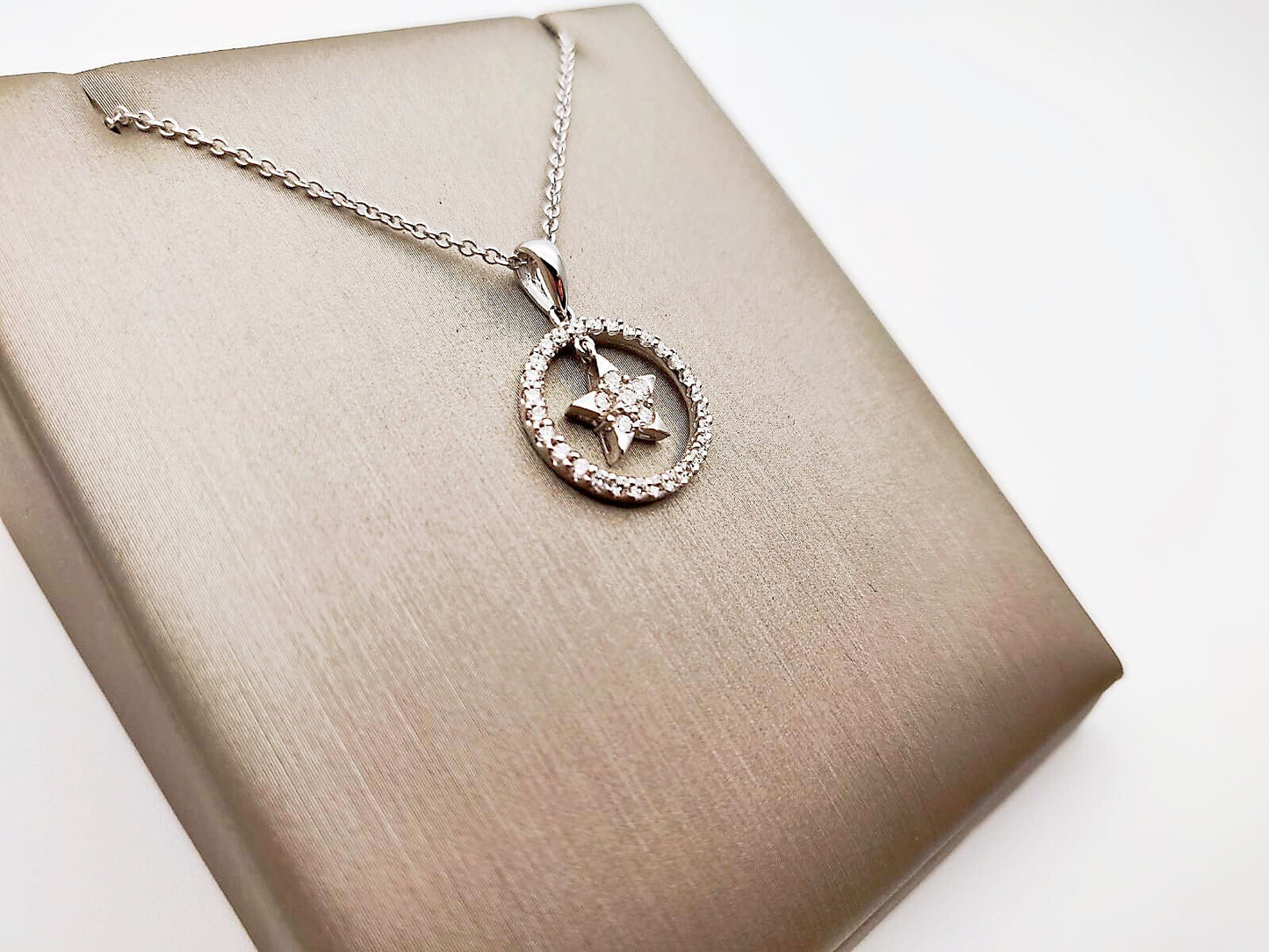 Diamond Platinum Pendant Necklace - Star and Circle Pave Halo