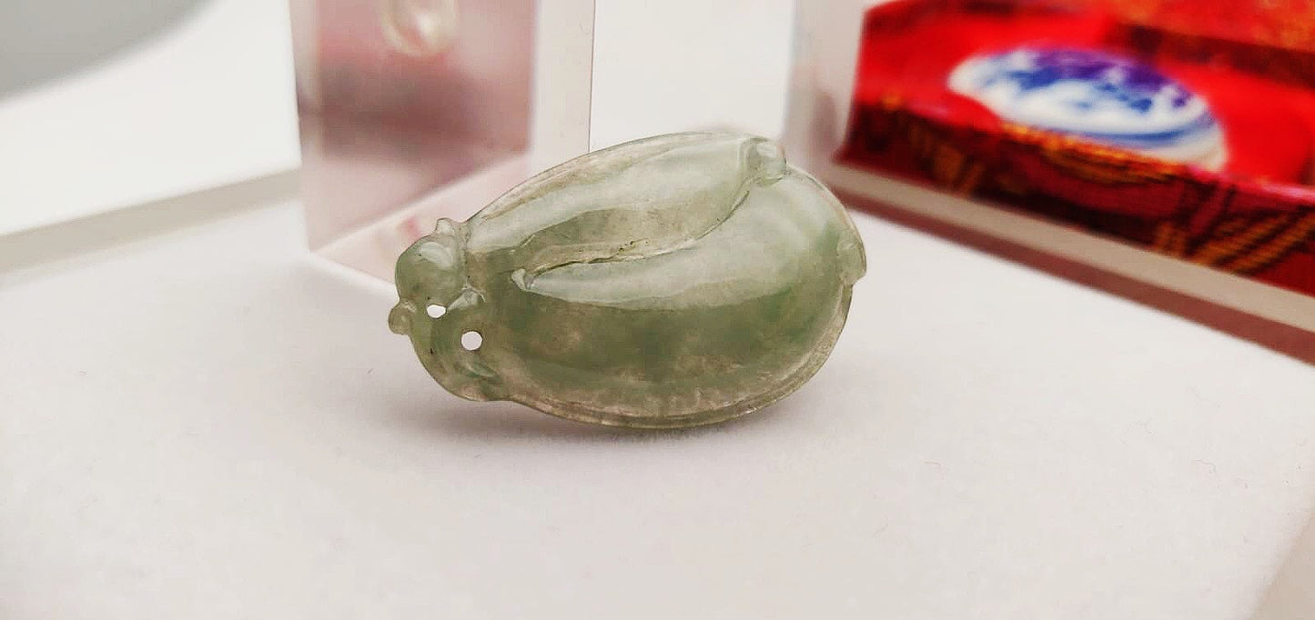 Green Jadeite Gourd Pendant